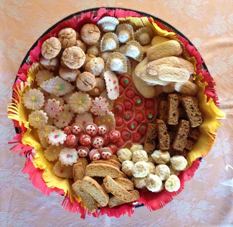 Agriturismo Il Ginepro فلومينيماجيوري المظهر الخارجي الصورة